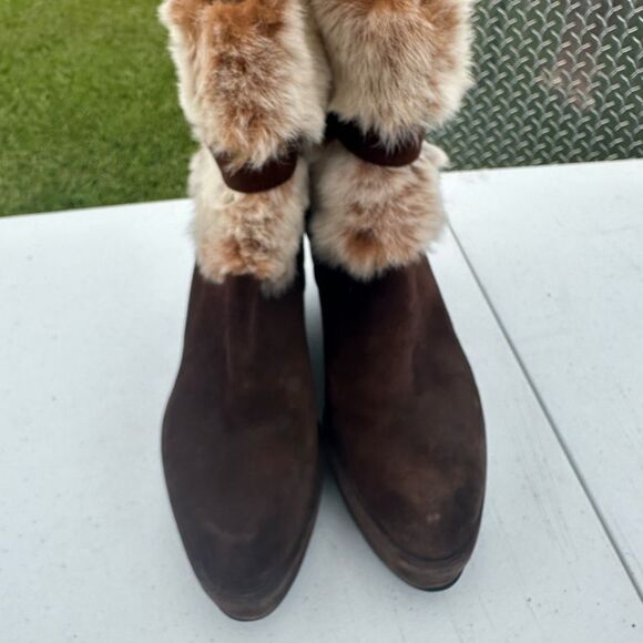 Stuart Weitzman Brown Rabbit Fur-Trimmed Wedge Boots - Picture 6 of 8